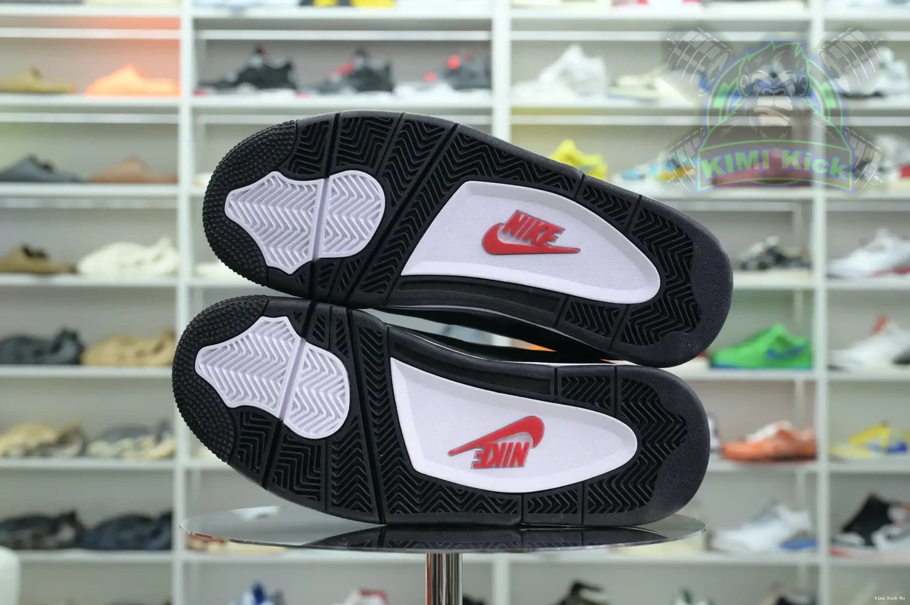 RM Nigel Jordan Air 4 Kimikick “Anthracite” Sylvester x Jordan SP 0429